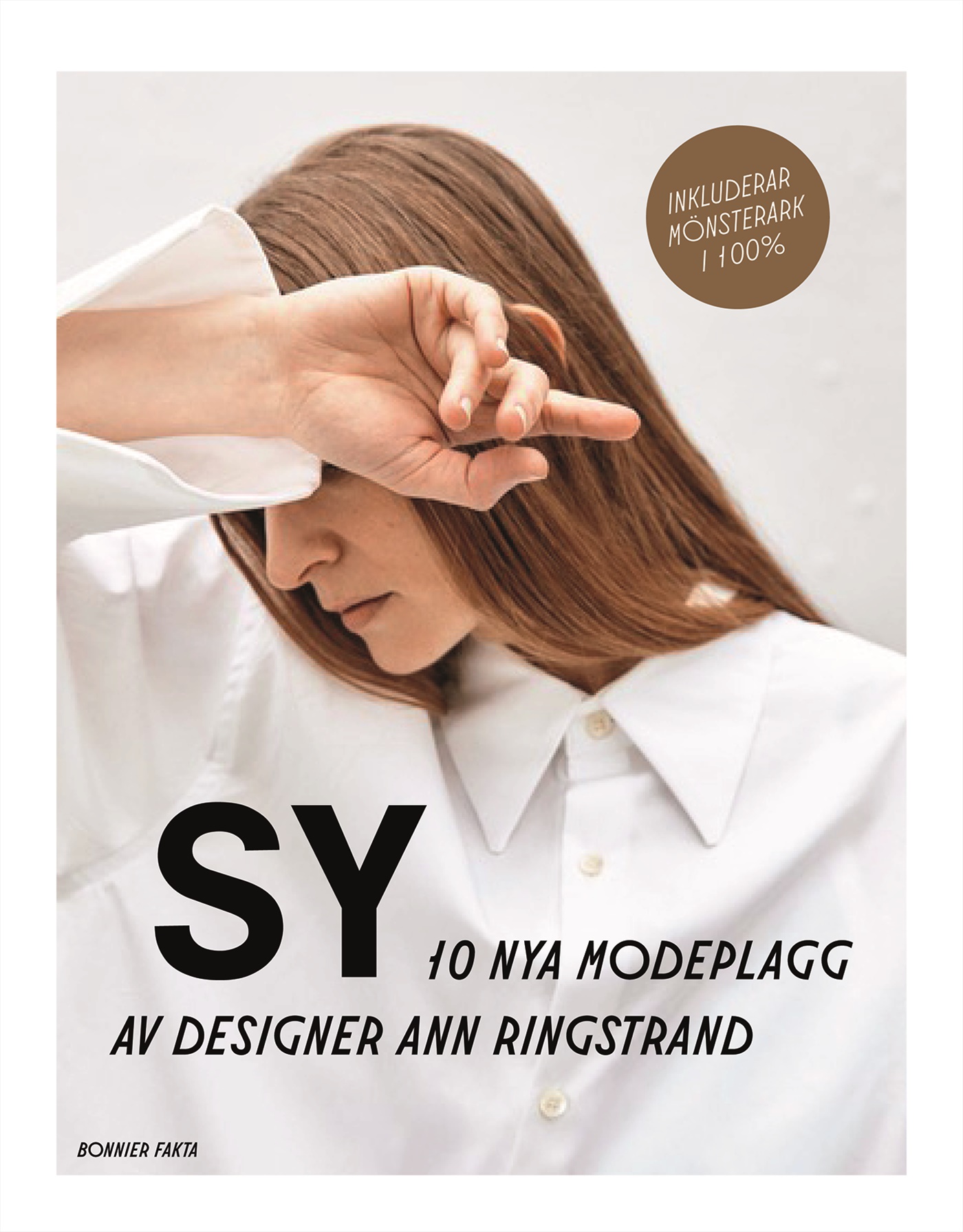 Omslag: Sy : 10 nya modeplagg av designer Ann Ringstrand