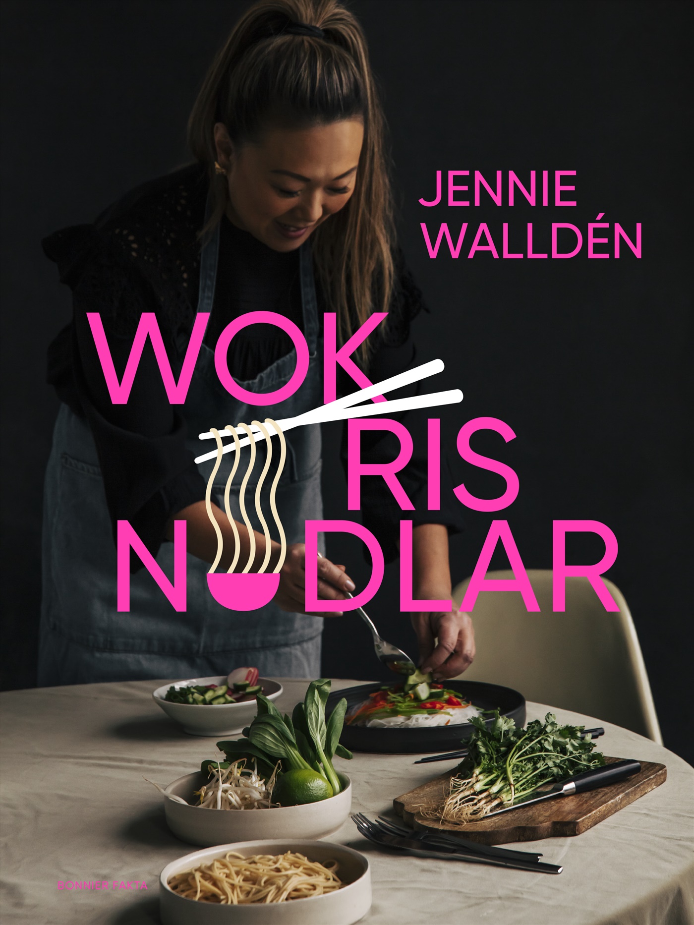 Omslag: Wok, ris, nudlar