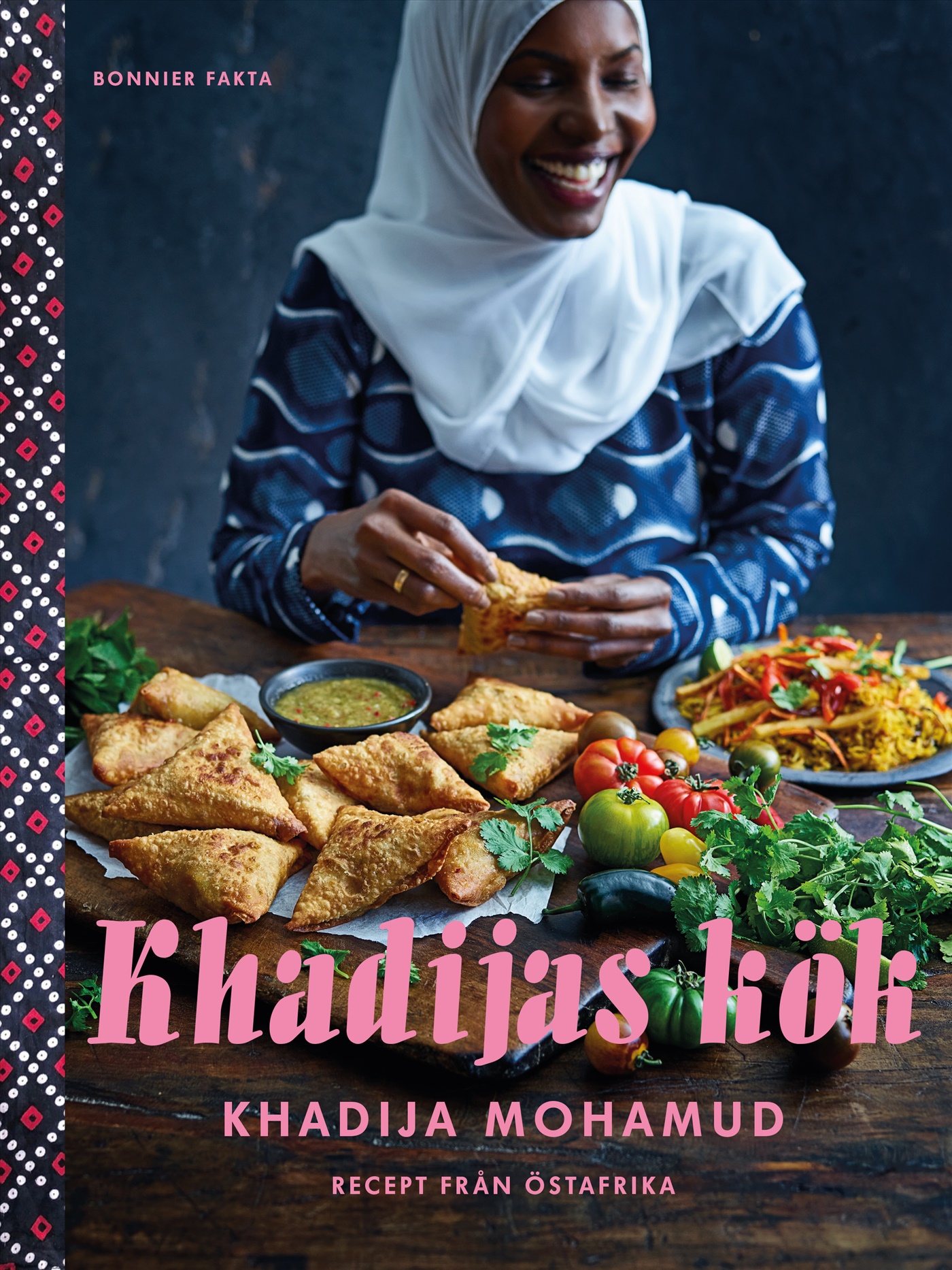 Omslag: Khadijas kök : recept från Östafrika