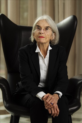 Donna Leon