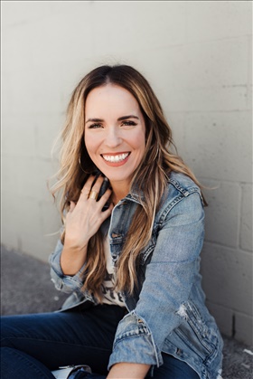 Rachel Hollis
