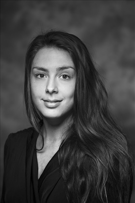 Ishtar Bäcklund Dakhil