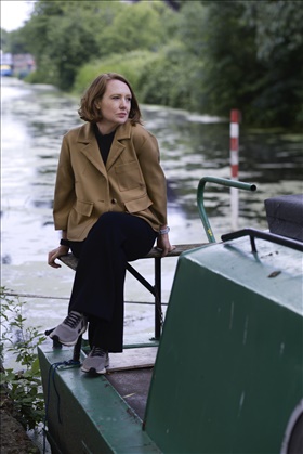 Paula Hawkins