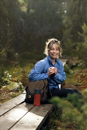 Emma V. Larsson