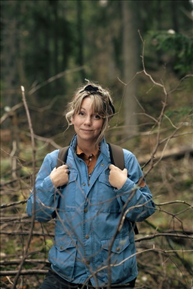 Emma V. Larsson
