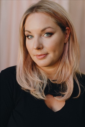 Annah Björk