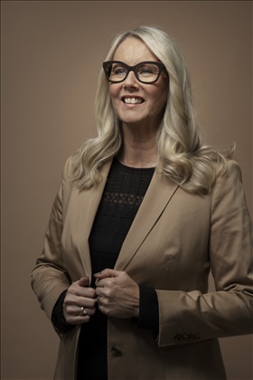 Anne-Marie Schjetlein