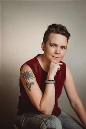 Sara Lövestam