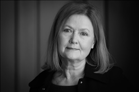 Eva F Dahlgren
