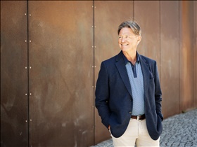 Mikael Sandström