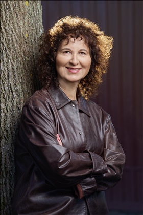 Denize Karabuda