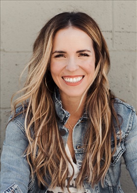 Rachel Hollis