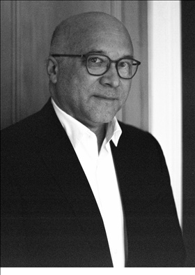 Philip Delves Broughton