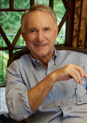 Dan Brown